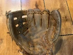 Vintage Cambridge XF39 Pee Wee Reese Baseball Glove Mit. Fixed Price $34.99.