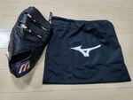 General Soft Baseball Mizuno First Baseman's Mitt + Glove Bag. Fixed Price $161.55.