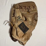 Louisville Slugger Magician LSG12 S2197 Glove Mitt Right Hand Thrower Rht Rare. Fixed Price $9.97.