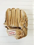 Rawlings GJ30 Wally Bunker Autograph 11" Left Hand Baseball Glove Vintage Japan. Fixed Price $25.00.