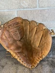 Wilson A2005 Made In Usa Pro Model Jim Catfish Hunter Baseball Glove Right Hand. Fixed Price $29.99.