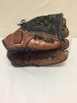 Louisville Slugger F1150P 11.5 Left Hand Glove Vintage. Fixed Price $19.99.