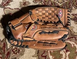 Easton NAT141 Lht Ball Glove Right Handed Throw Natural Series Usa Pattern. Fixed Price $35.98.