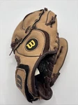 Wilson AO425 ZS105 Youth Baseball Glove Mitt 9.5 T-ball Brown Rht Used. Fixed Price $15.00.
