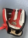 Youth Teeball Glove Franklin Sports Air Tech 8.5 Right Handed Thrower Red White. Fixed Price $9.18.