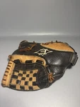 Easton Synergy Pro SP1200 Baseball/softball Glove 12" Rht Black & Brown. Fixed Price $14.99.
