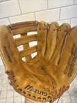 Mizuno MT1000 12 Leather Baseball Glove Mitt / Right Hand Thrower Rht. Fixed Price $29.99.