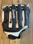 Franklin Rtp Series Baseball Glove Right Handed 4612 - 9.5 Inch. Fixed Price $5.99.