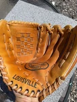 Baseball Glove 12.5" Louisville Slugger #T9L1250 Softball. Fixed Price $44.00.