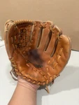 Cooper 80-3072-8 Right Hand Thrower Glove See Description. Fixed Price $35.00.