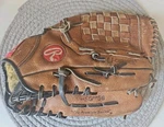 Rawlings SG56 The Premium Series Baseball Glove Deep Well Basket Web Rht 13 Inch. Fixed Price $25.08.