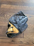 Mizuno Baseball Glove Mitt Supreme Series Rht Black Leather 13" Fielders GSP1304. Fixed Price $31.98.