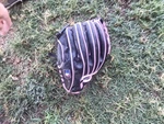 Wilson A200 Youth T-ball Mitt Glove 10" Pink/black Right Hand Thrower. Fixed Price $11.50.