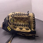 Wilson A2453 11.5" Baseball Glove Mitt Rht Tan & Black Leather Euc. Fixed Price $16.99.