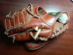Wilson Baseball Softball Mitt Youth Boys Girls Kirk Gibson A2612 Fieldmaster. Fixed Price $9.89.