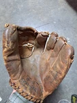 Vintage 1962 Spalding 42-233 Roger Maris Autograph Model Baseball Glove. Fixed Price $64.96.