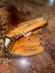 Rawlings 11" Rbg 201WB Derek Jeter Baseball Glove Rht Game Ready Soft Basket Web. Fixed Price $24.00.