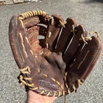 Wilson A800 Optima Baseball Glove Right Hand Throw 11.75 A08RB16DO 1175. Fixed Price $42.49.