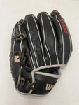 Wilson A1000 1786 Glove 11.5 Rht Black & Gray Infielder A10RB181789(107).. Fixed Price $65.00.