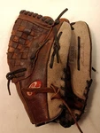Rawlings Renegade Baseball Glove R130RB Softball Hardball Oiled And Ready To Go. Fixed Price $29.00.