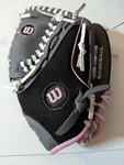 Wilson 9" T-ball Youth Baseball Tee Glove Rht WTA01RB15B59 Black / Pink. Fixed Price $12.00.