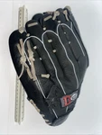Louisville Slugger Baseball Glove DYN1350 Rht Right Handed 13.5" Black. Fixed Price $12.99.