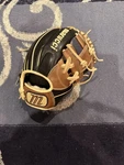 Marucci Htg Honor The Game Series Baseball Glove MFGHG1125I- 1/4 Rht Used. Fixed Price $215.00.