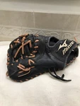 Mizuno GXF-100D Boys 12 Fully Broken In Baseball First Mitt Left Throw. Fixed Price $85.00.