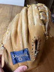 Spalding Baseball Glove 42 5331. Fixed Price $25.00.