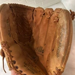 Mizuno Ollo Rh Pro Leather Baseball Glove MT2032 Right Handed Thrower/ 11". Fixed Price $15.00.