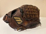 Mizuno Mpr 1100R Power Close Youth 11" Baseball Glove Mitt Left Hand Right Throw. Fixed Price $20.00.