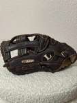 Louisville Slugger Tpx Omaha Series First Base Glove Oprofb Left 11.5. Fixed Price $34.50.