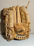 Wilson Baseball Glove Model A2350 The George Brett Mvp 390. Fixed Price $19.00.