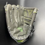 Franklin Fastpitch Pro Series 11 Softball Fits The Right Hand Field GLOVE224331. Fixed Price $18.89.
