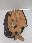 Louisville Slugger Tps Helix Series HS1402 Baseball Softball Glove Rh Throw. Fixed Price $30.00.