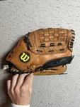 Wilson A0525 XL135 13.5" Xxl Softball Glove Rht Throw Oversize Pocket Baseball. Fixed Price $29.99.