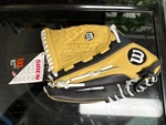 Wilson Siren A500 Glove 12.5" Lht New. Fixed Price $37.16.