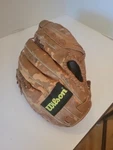 Vintage Baseball Glove Wilson Barry Larkin A2465 Rht Used. Fixed Price $13.98.