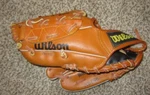 Euc Wilson A2480 Ball Glove 9 1/2" Mini Pro Split Hinge Right Hand Leather. Fixed Price $10.99.