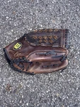 Wilson A1561 SC5 13.5 Staff Classic Baseball Mitt Softball Glove Rht Righty. Fixed Price $39.99.