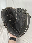 Rawlings 13" Randy Johnson RBG10B Black Baseball Glove Rht Right Hand Throw. Fixed Price $14.16.