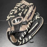 Louisville Slugger Helix Series THXY1150 Baseball Glove Rht 11.5" Brown Black. Fixed Price $22.99.