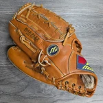 Mizuno MM5085 Baseball Glove Max Flex Professional Left Hand. Fixed Price $24.99.