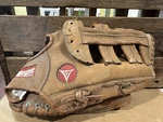 Regent Big Man Classic Model 07980 Baseball Softball Glove Rht Right Hand Throw. Fixed Price $57.60.