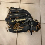 Mizuno Pro Select GPS1BK-700DS 12.75 Steerhide Leather Glove Discontinued. Fixed Price $249.77.