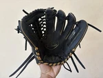Used Rawlings 11.75 R9205-4BG Baseball Glove. Fixed Price $95.00.