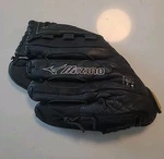 Mizuno 12.5 Inch Fastpitch Baseball Glove Rht Gsp 1256D (B1-C15). Fixed Price $48.99.