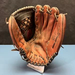 Rawlings RPT1 13.5" Softball Glove Fastback Model Rht Right Hand Pro Leather. Fixed Price $31.50.