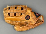 Louisville Slugger H&b LSG35 Leather Baseball Glove Lht Tri Action Steve Garvey. Fixed Price $16.95.