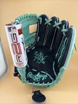Rawlings 11.5'' Heart Of The Hide R2G Series Glove 2025 -PROR204-2NM. Fixed Price $214.99.